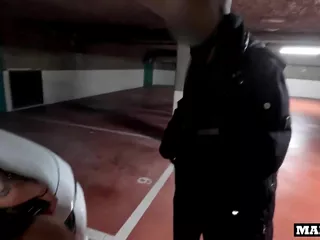 Gothic nympho leaves her boyfriend and gets fucked in the car in the parking lot!