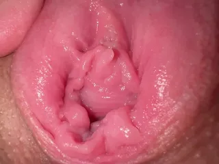 Close up pussy masturbation, real orgasm